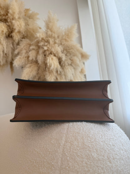 LOUIS VUITTON Dauphine MM – Monogram & Monogram Reverse Bag