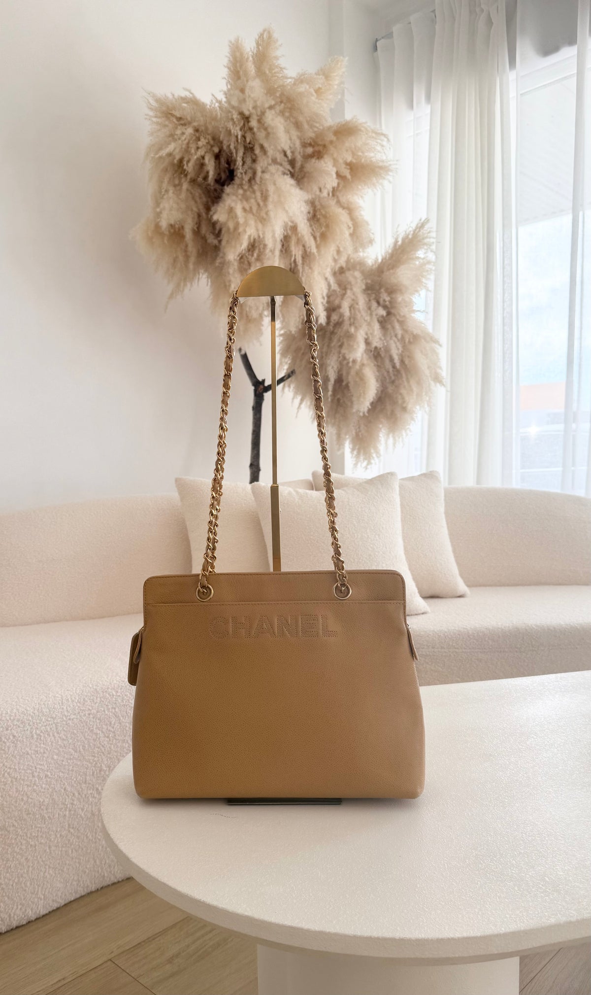 CHANEL Caviar Leather Chain Bag
