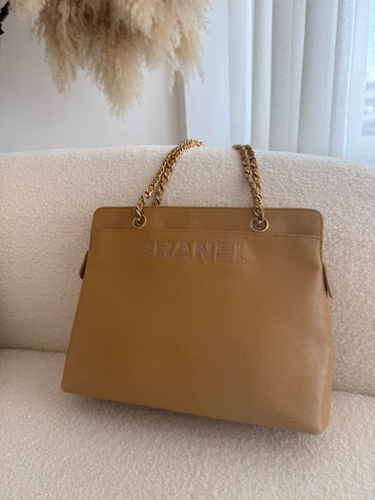 CHANEL Caviar Leather Chain Bag