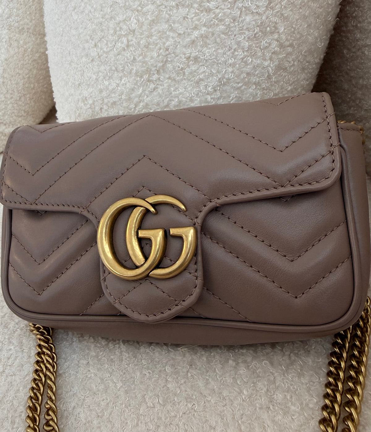 GUCCI GG Marmont Mini Bag