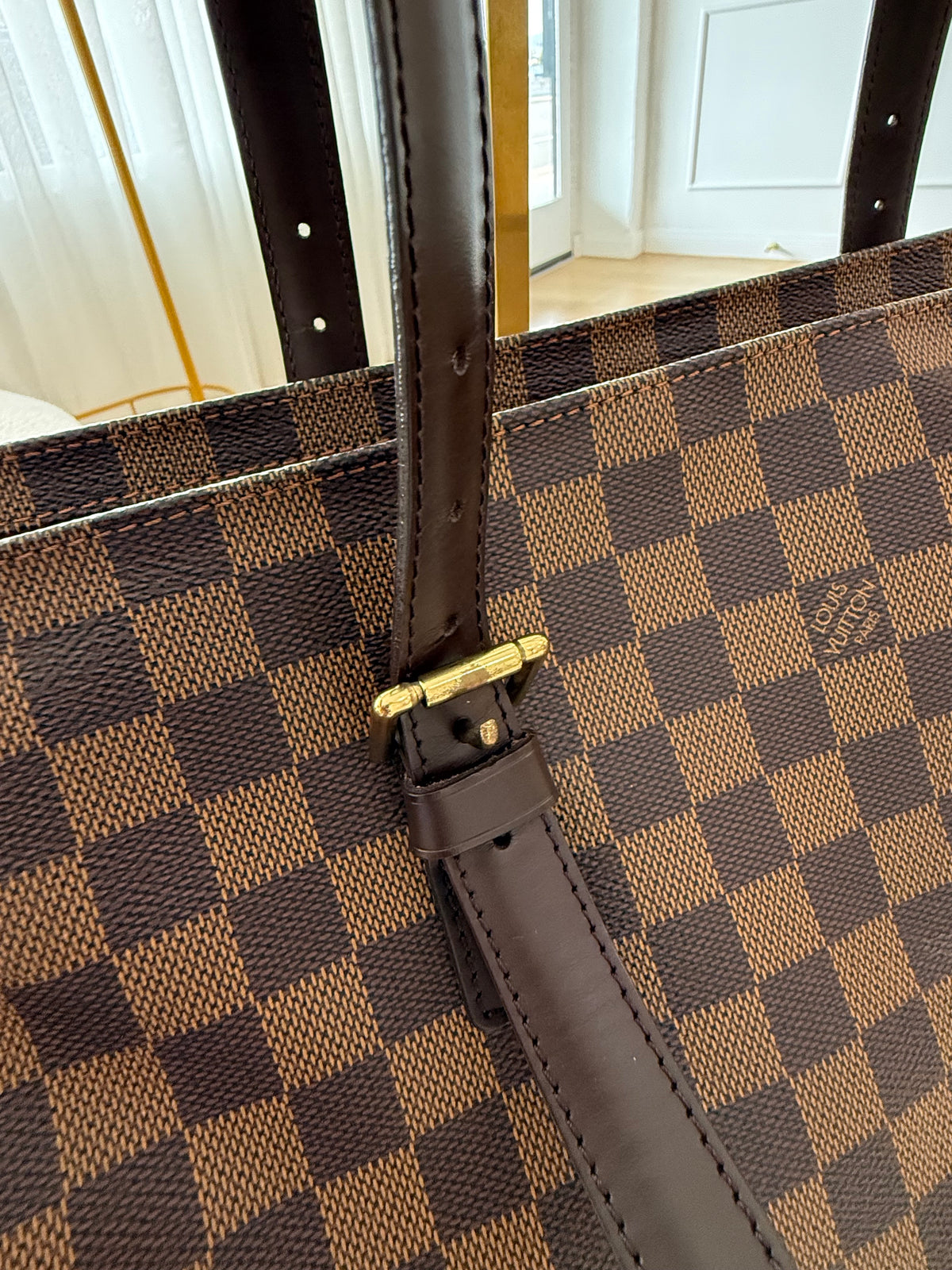 LOUIS VUITTON Chelsea Damier Ebene Bag