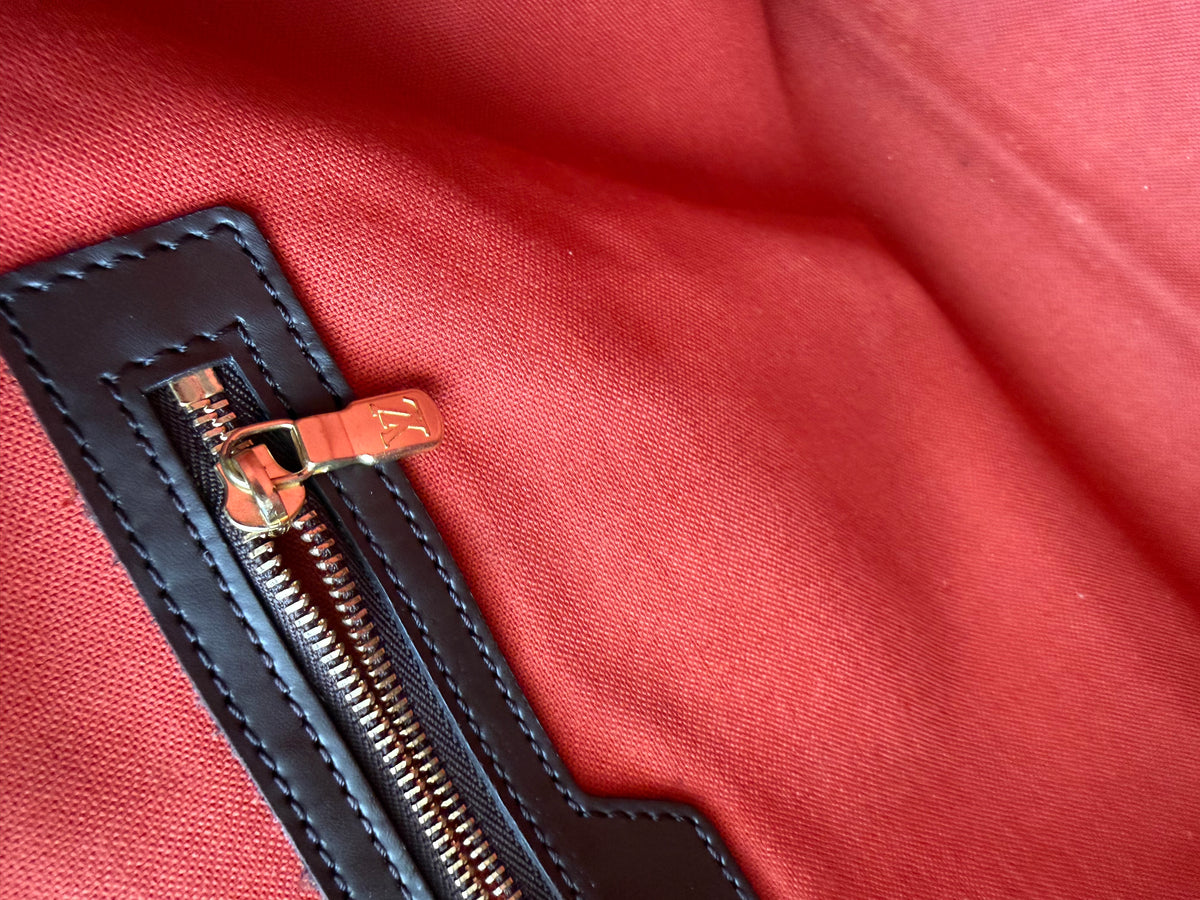 LOUIS VUITTON Chelsea Damier Ebene Bag